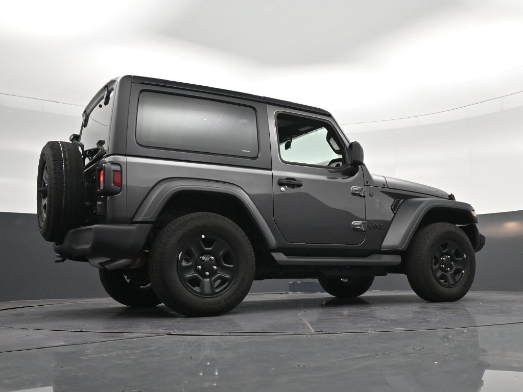 Used 2026 Jeep Wrangler Sport AWD/4WD image 19