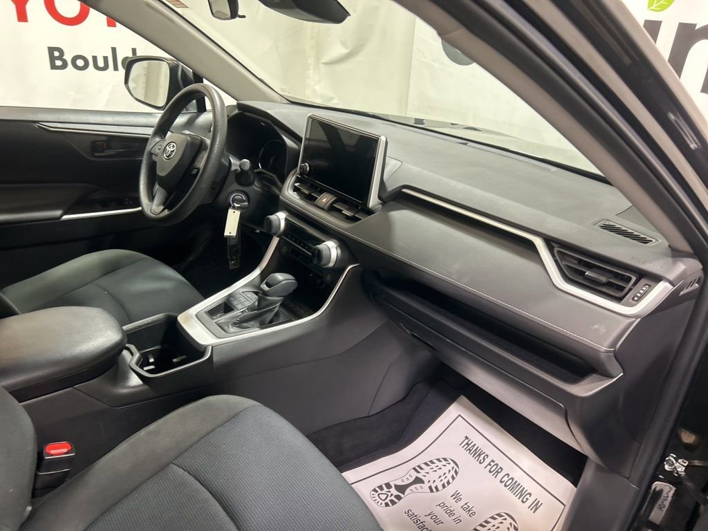Used 2023 Toyota RAV4 LE image 13