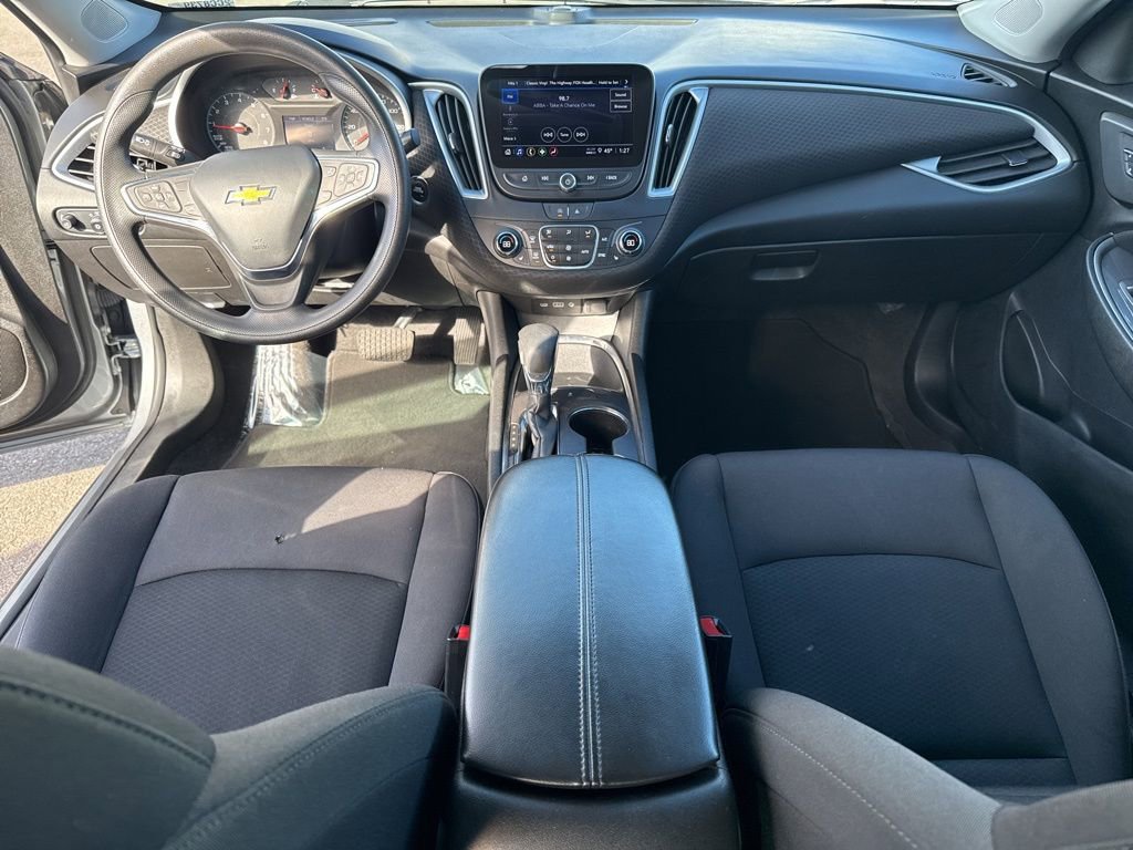 Used 2023 Chevrolet Malibu LT image 14