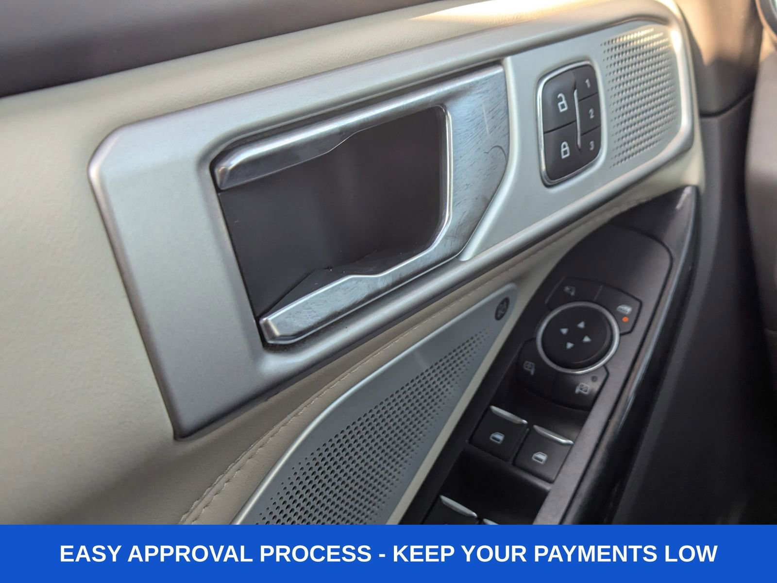 Used 2022 Ford Explorer Platinum w/ Equipment Group 601A image 42