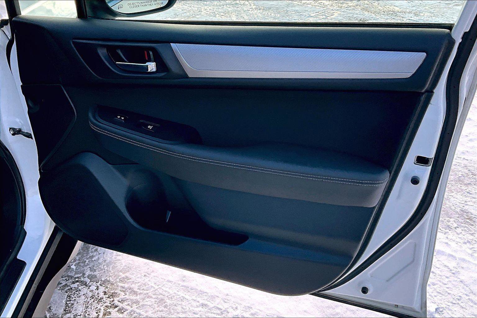 Used 2019 Subaru Outback 2.5i Premium image 19