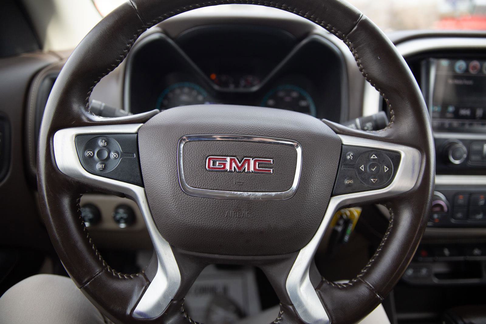 Used 2018 GMC Canyon SLE w/ SLE Convenience Package image 13