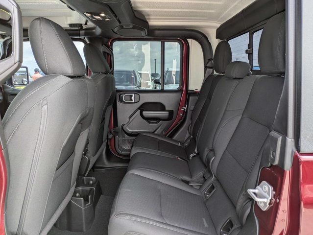 Used 2021 Jeep Gladiator Sport AWD/4WD image 13
