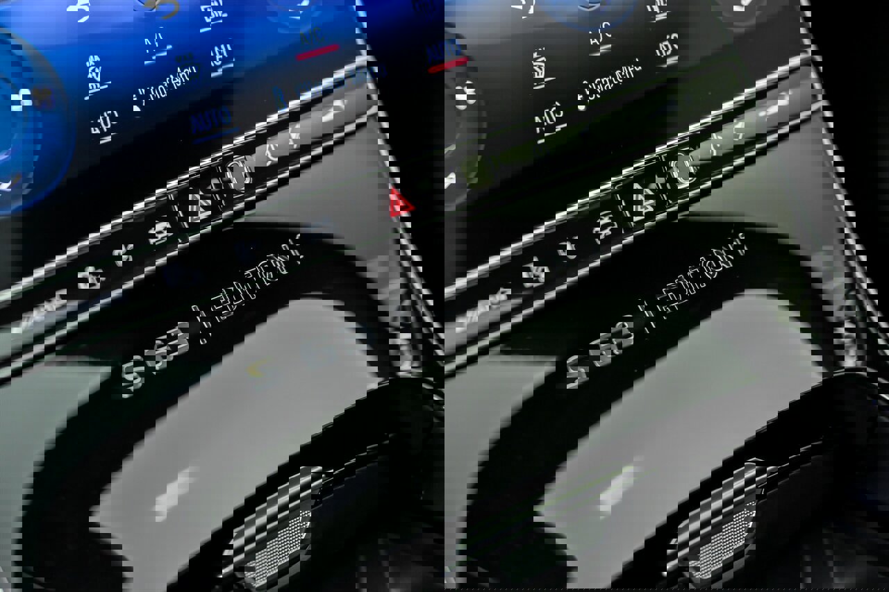 Used 2024 Mercedes-Benz S 63 AMG S image 40