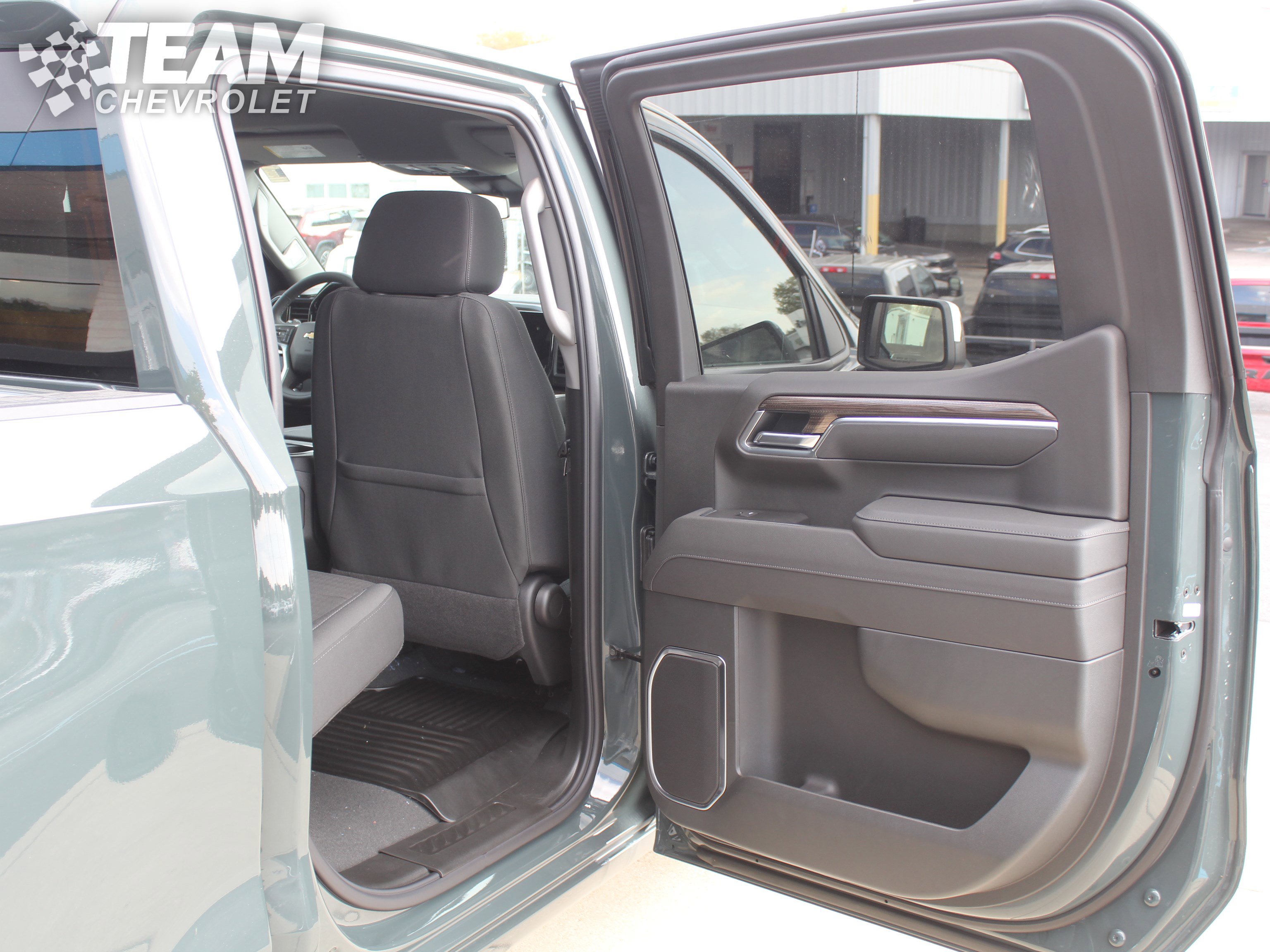 New 2026 Chevrolet Silverado 1500 LT w/ Z71 Off-Road Package image 18