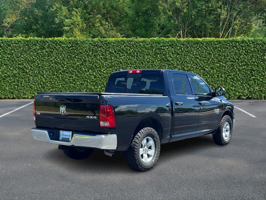 Used 2023 RAM 1500 Classic SLT w/ Trailer & Traction Group AWD/4WD image 3