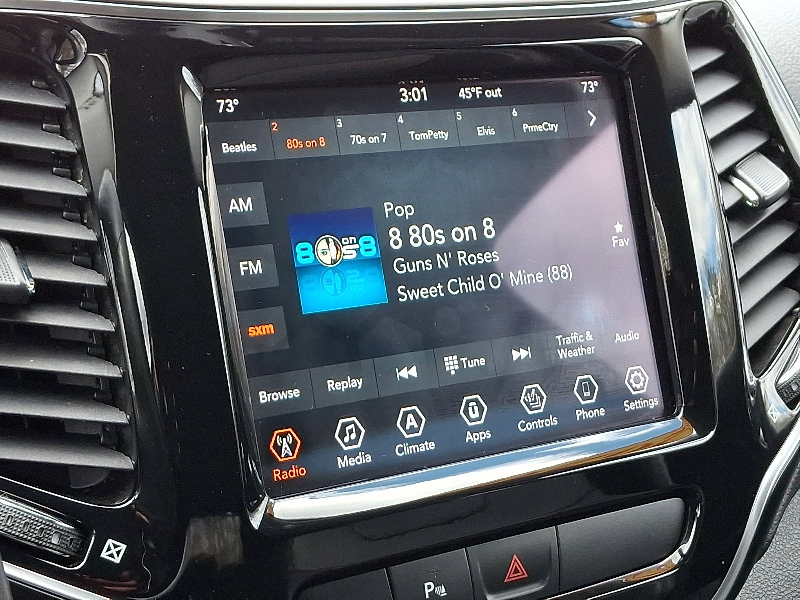 Certified 2020 Jeep Cherokee Limited AWD/4WD image 17