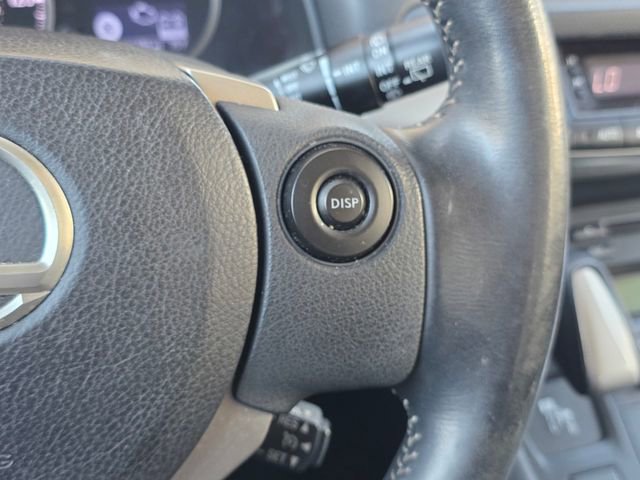 Used 2017 Lexus CT 200h w/ Seat Comfort Package image 32