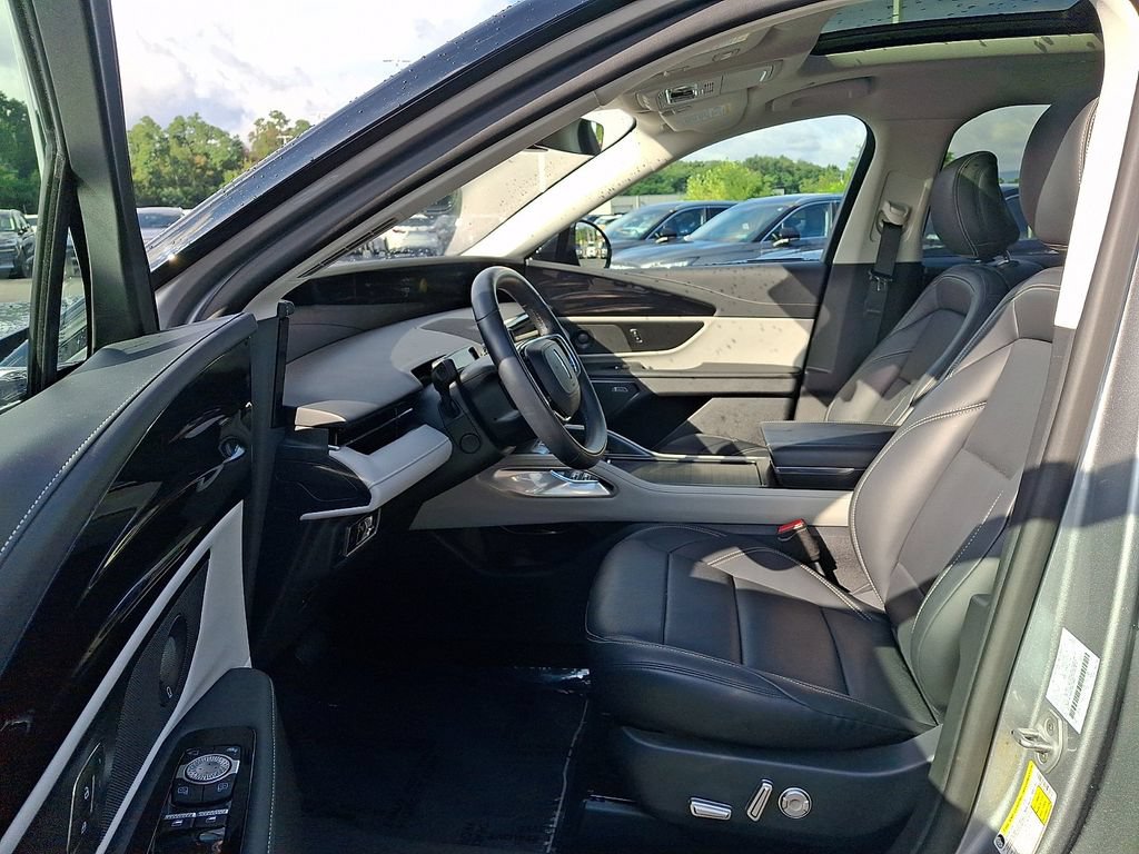 Certified 2025 Lincoln Nautilus Premier w/ Equipment Group 102A AWD/4WD image 13