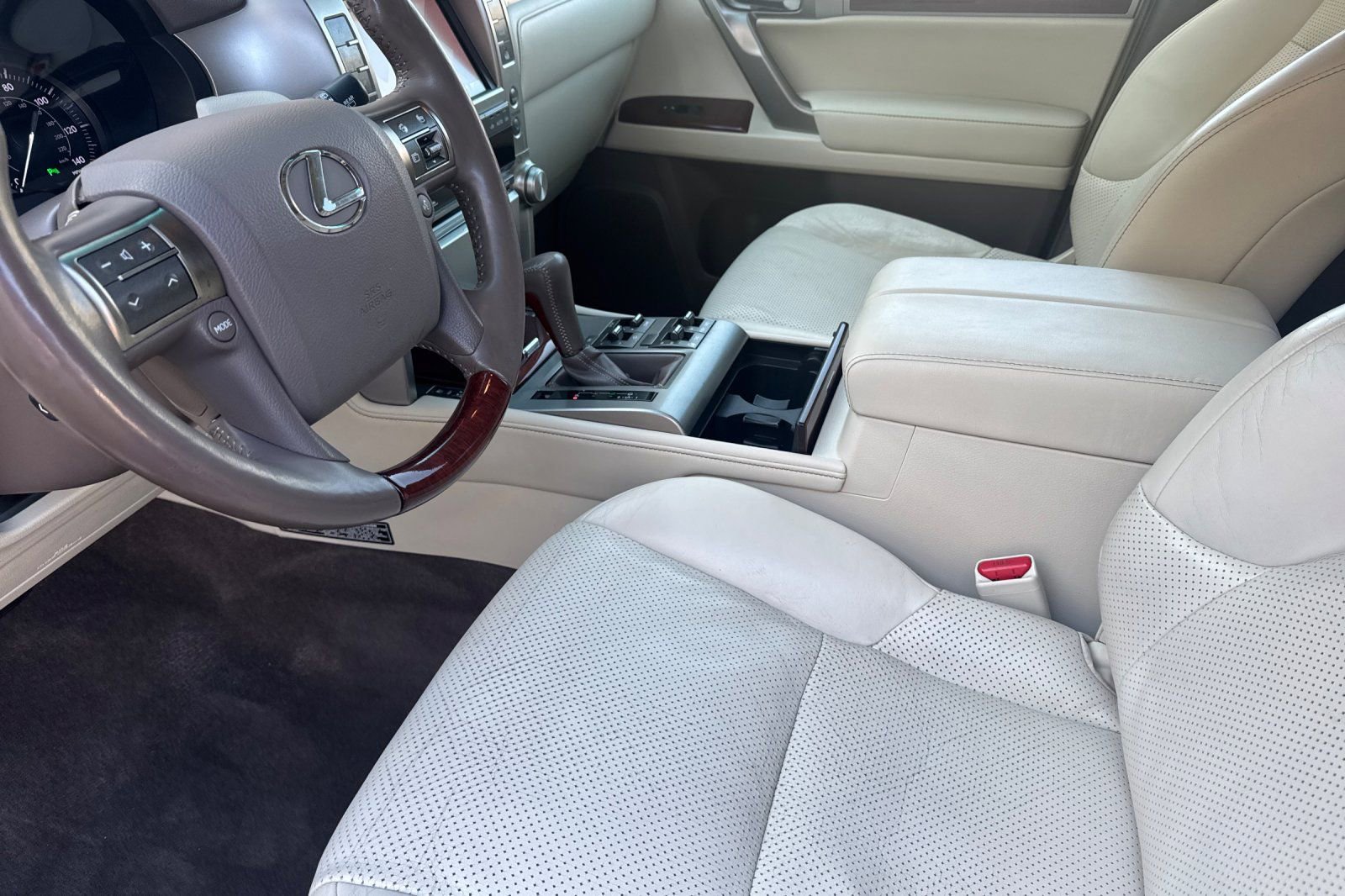 Used 2013 Lexus GX 460 Premium image 13