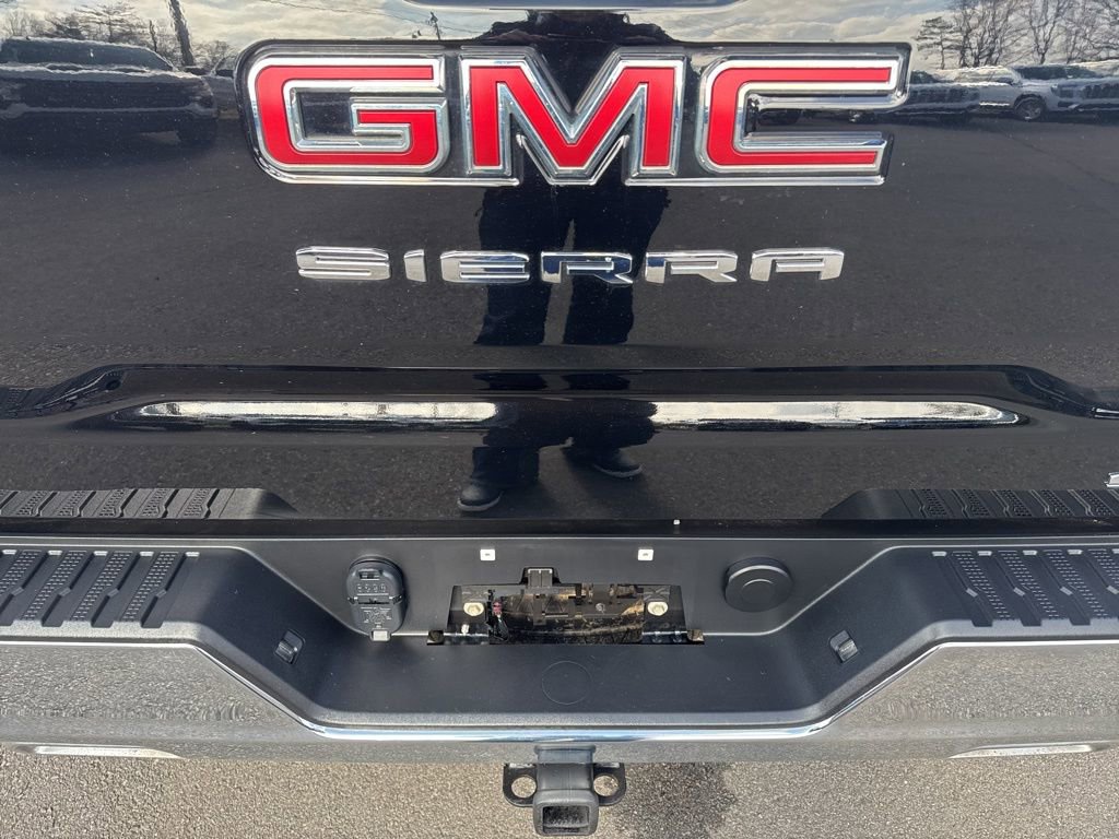 Used 2024 GMC Sierra 1500 SLE w/ X31 Off-Road Package image 31