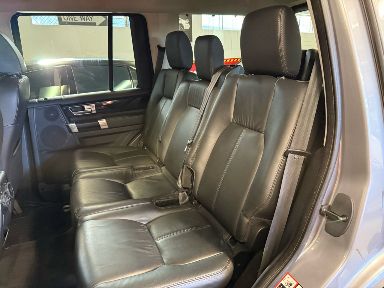 Used 2012 Land Rover LR4 HSE LUX image 31