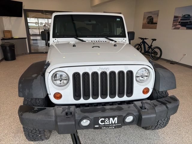 Used 2012 Jeep Wrangler Unlimited Sport AWD/4WD image 2