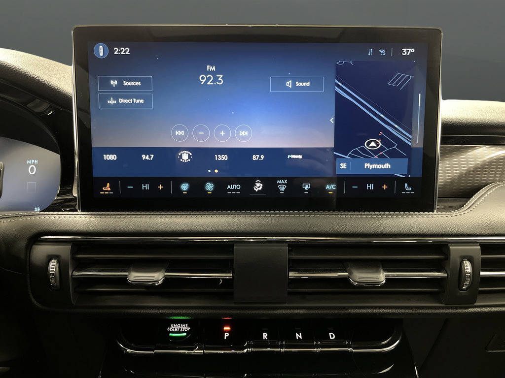 Used 2024 Lincoln Corsair Grand Touring w/ Equipment Group 301A AWD/4WD image 9