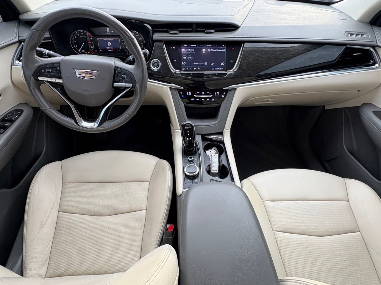 Used 2020 Cadillac XT6 Premium Luxury FWD image 13