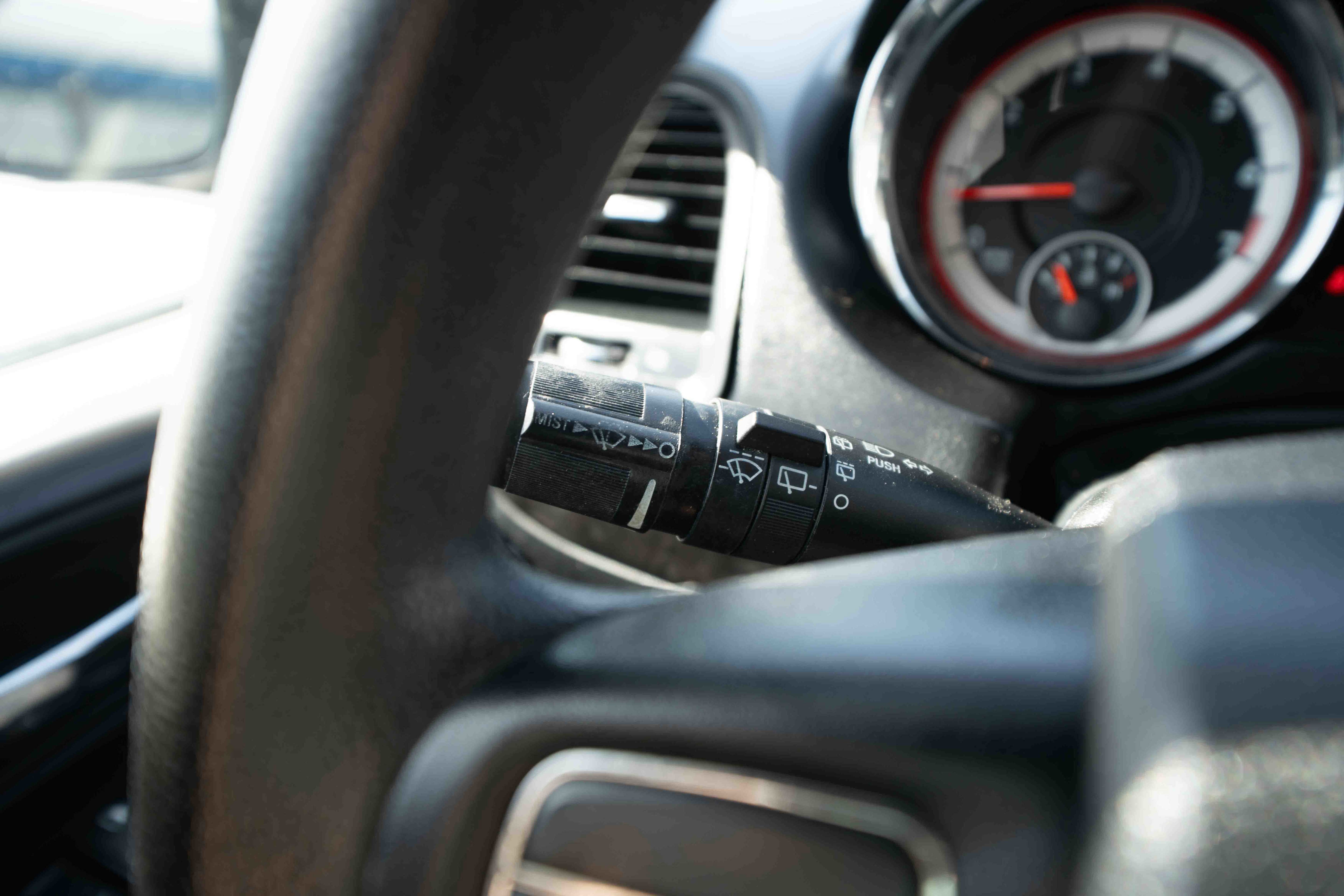 Used 2012 Dodge Grand Caravan SE image 13