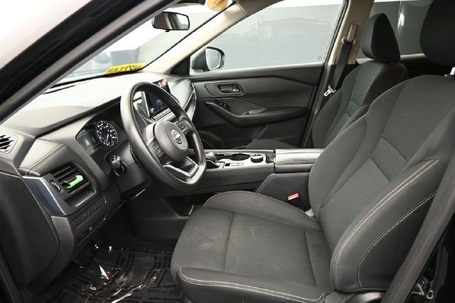 Used 2024 Nissan Rogue S AWD/4WD image 13