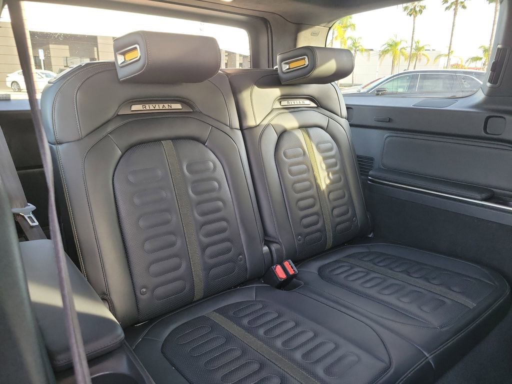 Used 2024 Rivian R1S Adventure AWD/4WD image 19