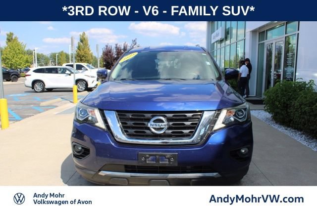 Used 2020 Nissan Pathfinder SL FWD video 2