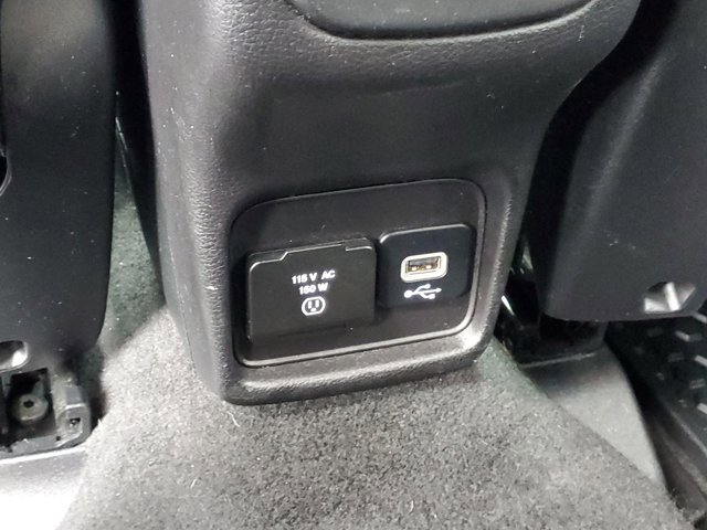 Used 2018 Jeep Compass Latitude w/ Popular Equipment Group AWD/4WD image 25