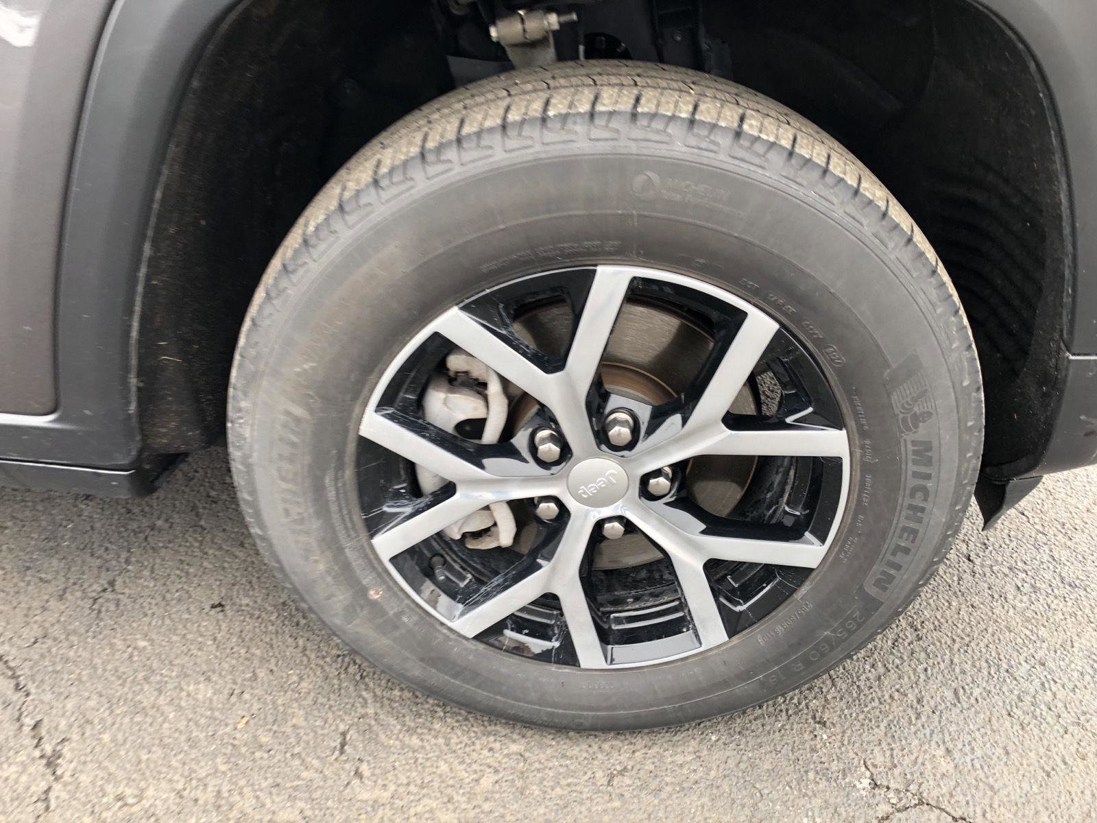 Used 2024 Jeep Grand Cherokee L Limited w/ Luxury Tech Group II image 30