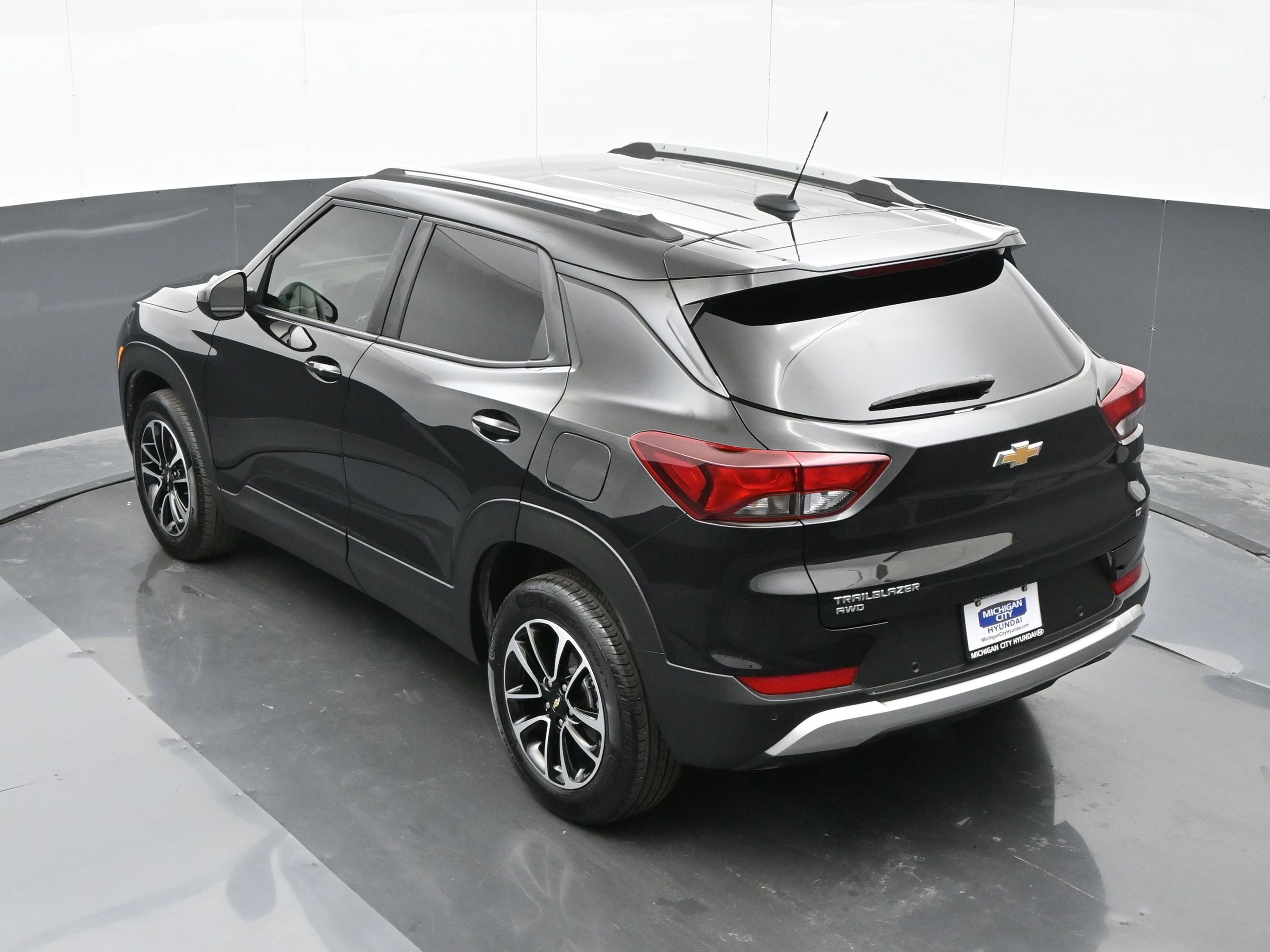 Used 2024 Chevrolet TrailBlazer LT w/ LT Cold Weather Package image 33