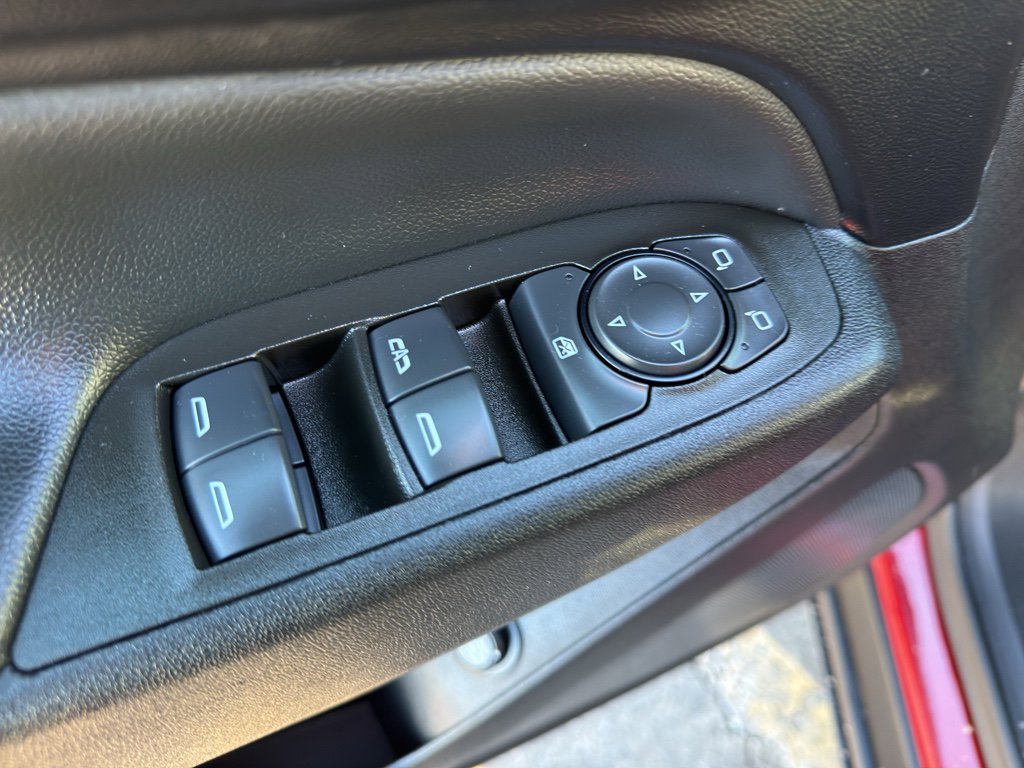 Used 2023 Chevrolet Equinox LT image 12