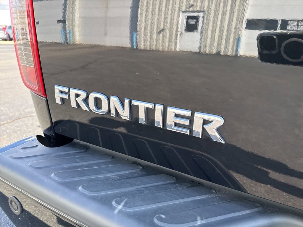 Used 2020 Nissan Frontier PRO-4X w/ Pro-4x Utility Package AWD/4WD image 12