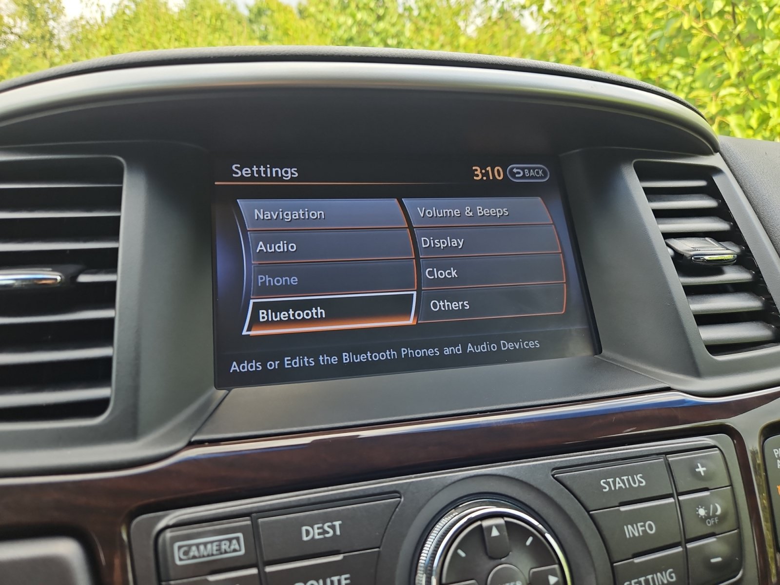 Used 2016 Nissan Pathfinder Platinum FWD image 21