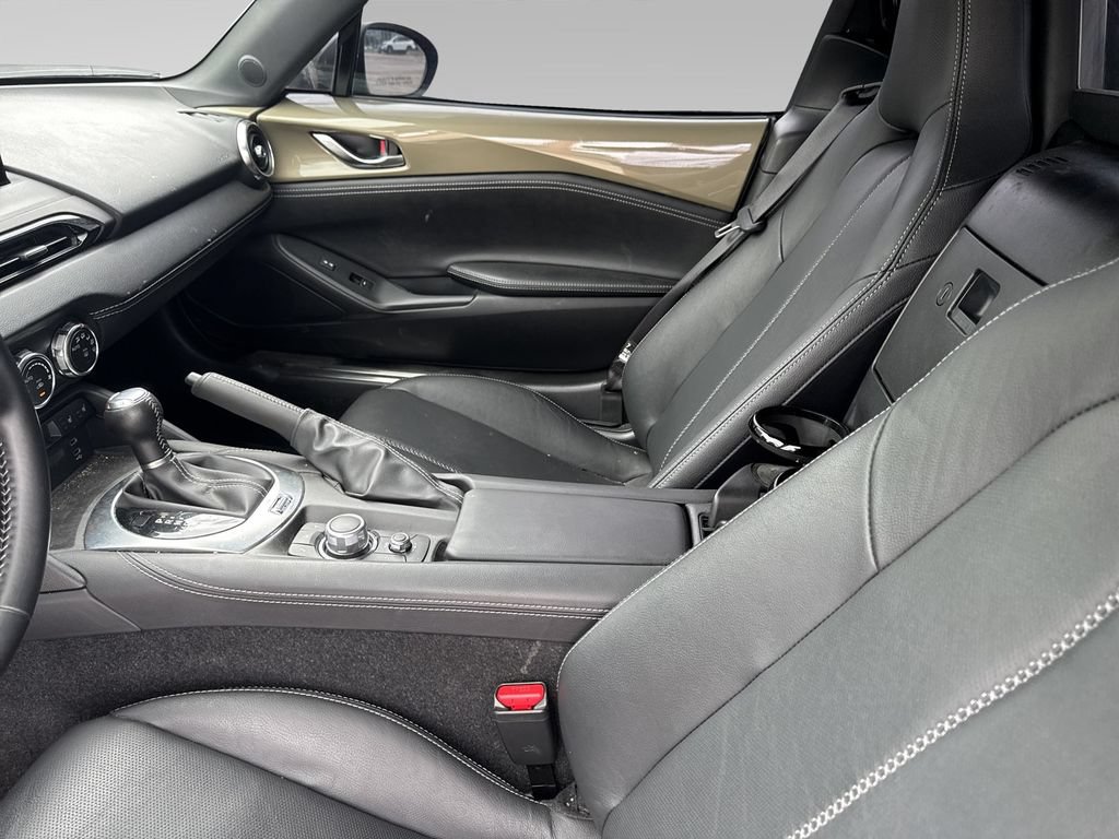 Used 2024 MAZDA MX-5 Miata RF Grand Touring w/ Weather Package RWD image 16