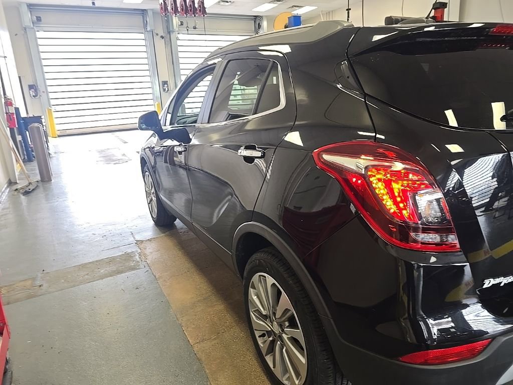 Used 2020 Buick Encore Preferred w/ Safety Package image 3