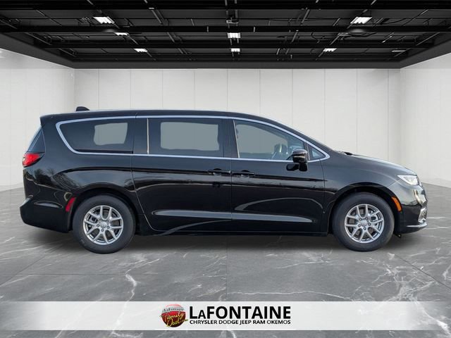 New 2026 Chrysler Pacifica Select image 6