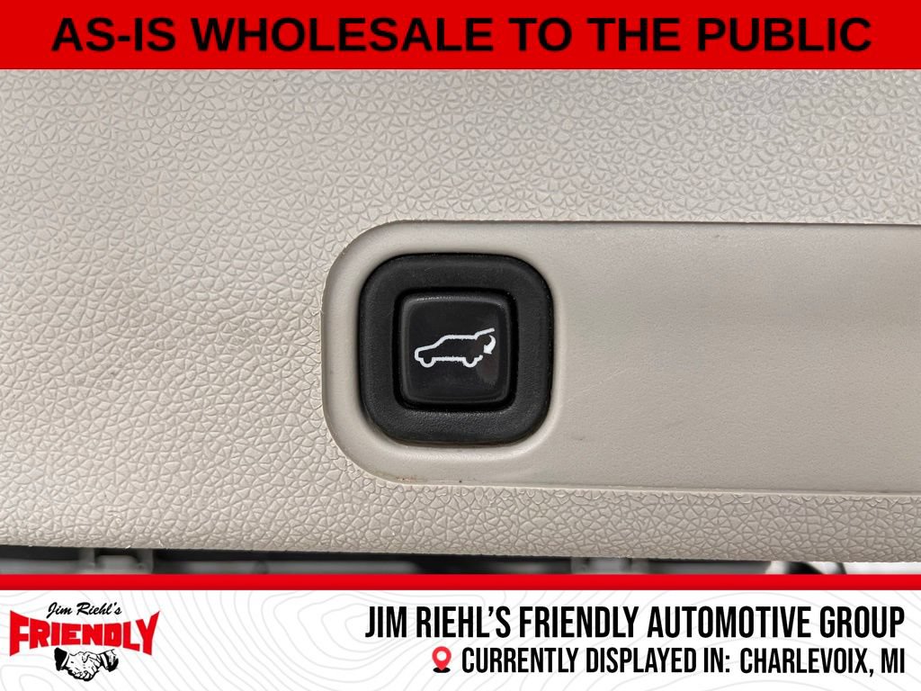 Used 2010 GMC Yukon SLT w/ SLT-2 Equipment Package AWD/4WD image 30