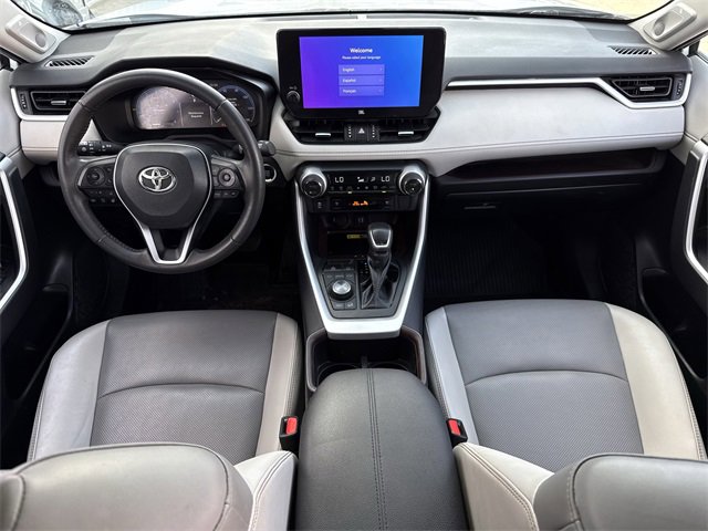 Used 2023 Toyota RAV4 Limited image 11