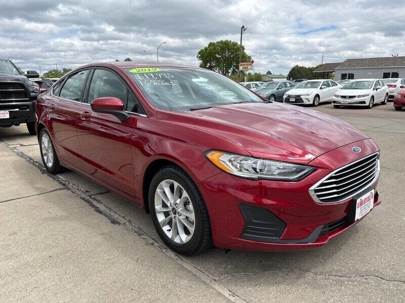 Used 2019 Ford Fusion SE image 7