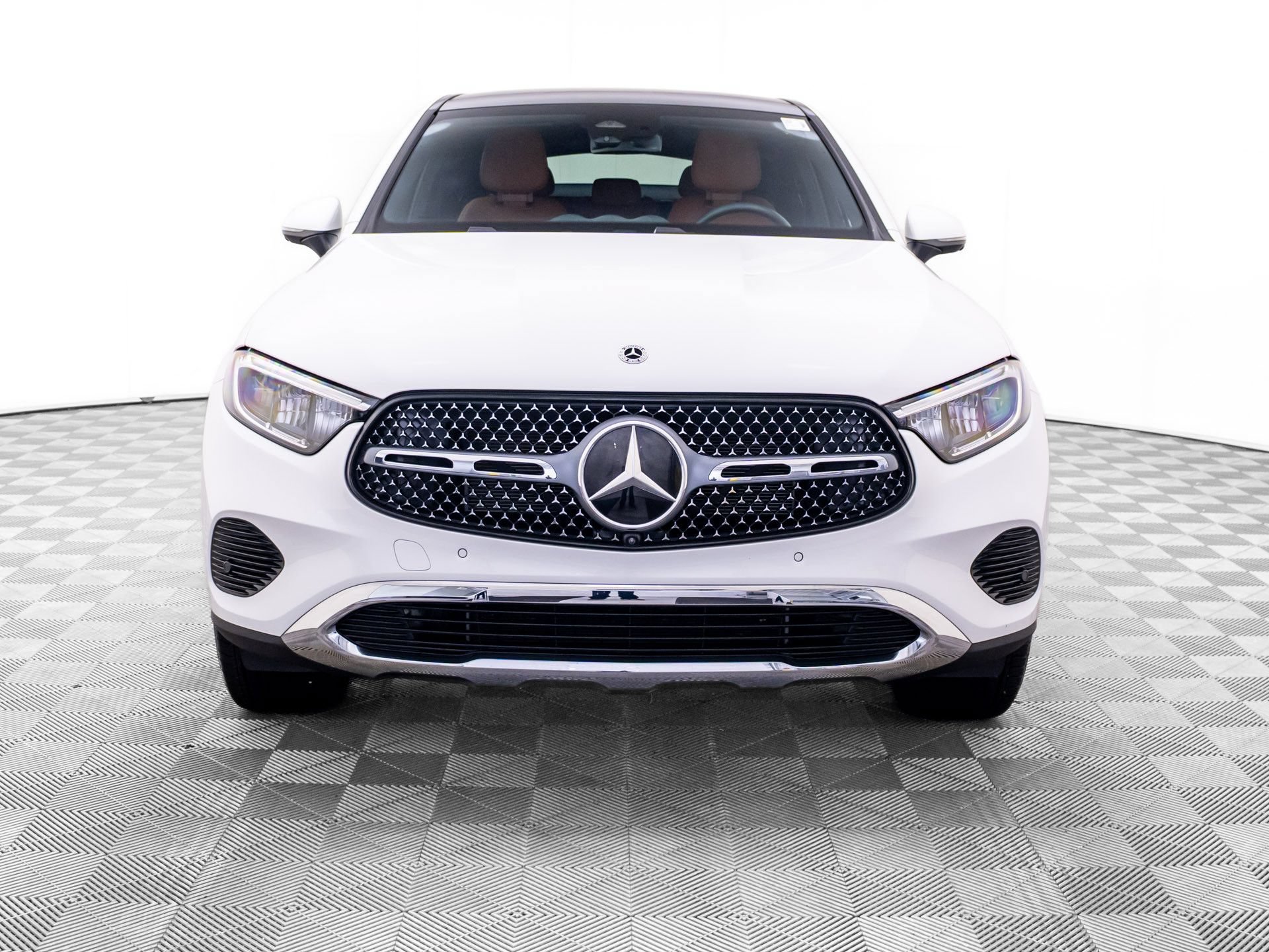 Certified 2025 Mercedes-Benz GLC 300 4MATIC image 8