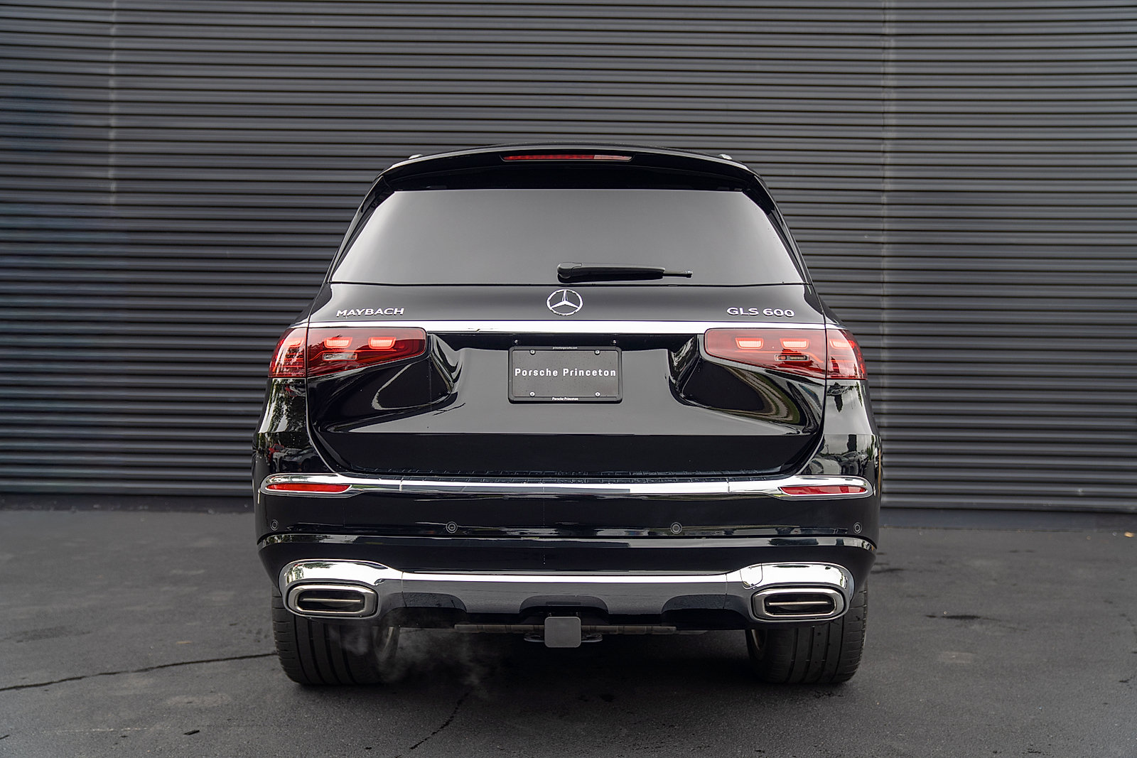 Used 2025 Mercedes-Benz Maybach GLS 600 4MATIC image 29