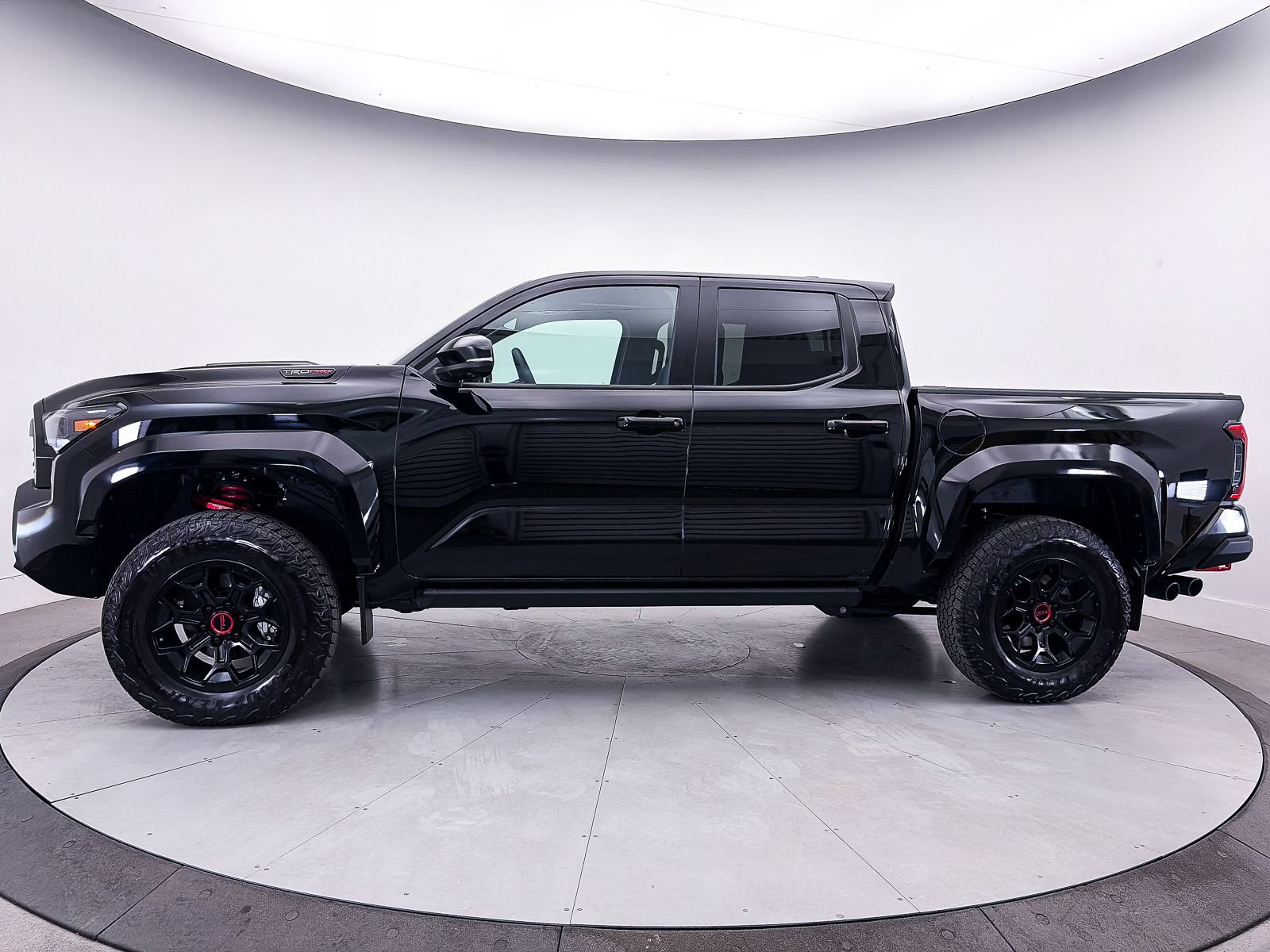 Used 2024 Toyota Tacoma TRD Pro AWD/4WD image 44