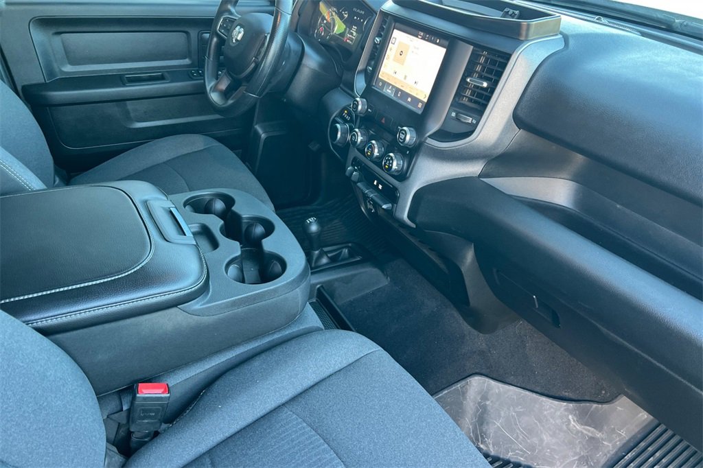 Used 2024 RAM 2500 Tradesman w/ Chrome Appearance Group image 15