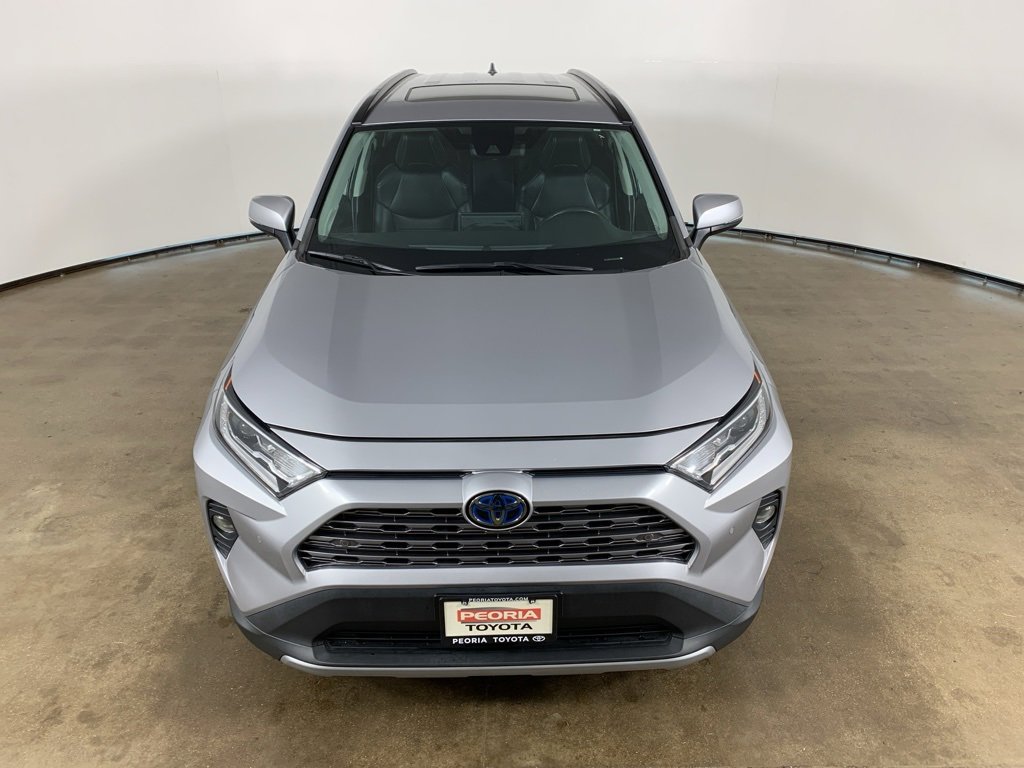 Used 2021 Toyota RAV4 Limited image 3
