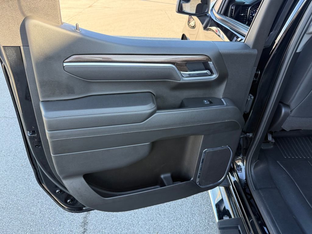 Used 2025 Chevrolet Silverado 1500 LT image 22