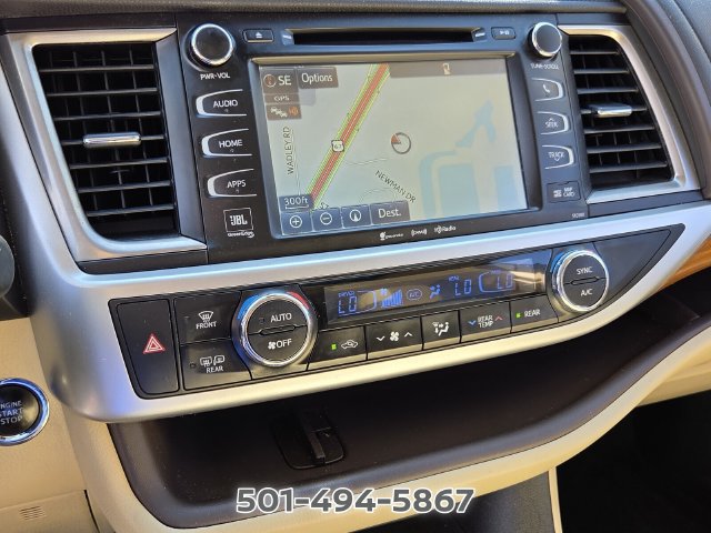Used 2017 Toyota Highlander Limited FWD image 19
