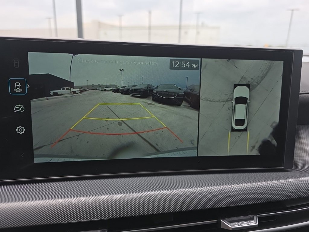 New 2025 Hyundai Sonata Limited image 31