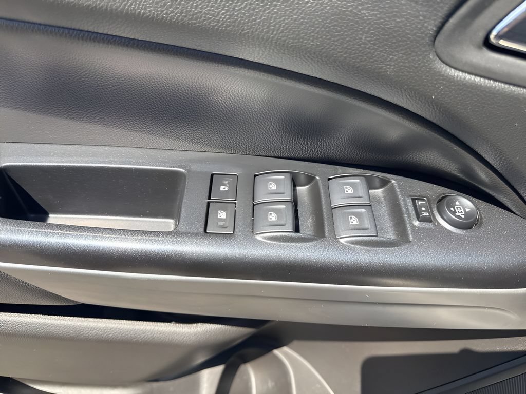 Used 2022 Chevrolet Colorado ZR2 AWD/4WD image 26