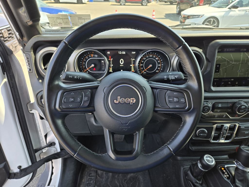 Used 2022 Jeep Gladiator Willys image 17