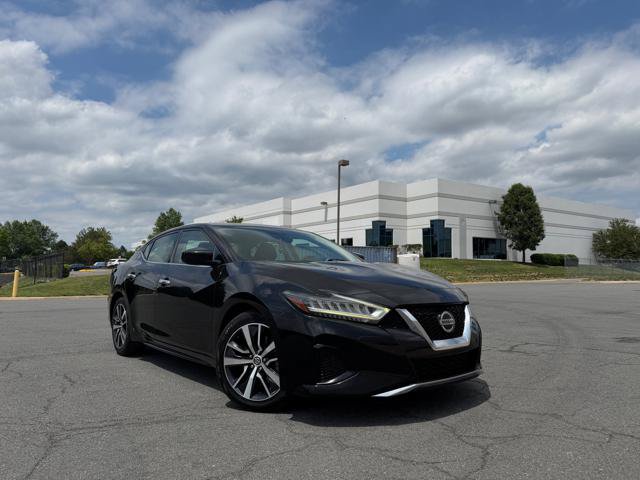 Used 2019 Nissan Maxima 3.5 S w/ Floor Mat Group FWD image 2
