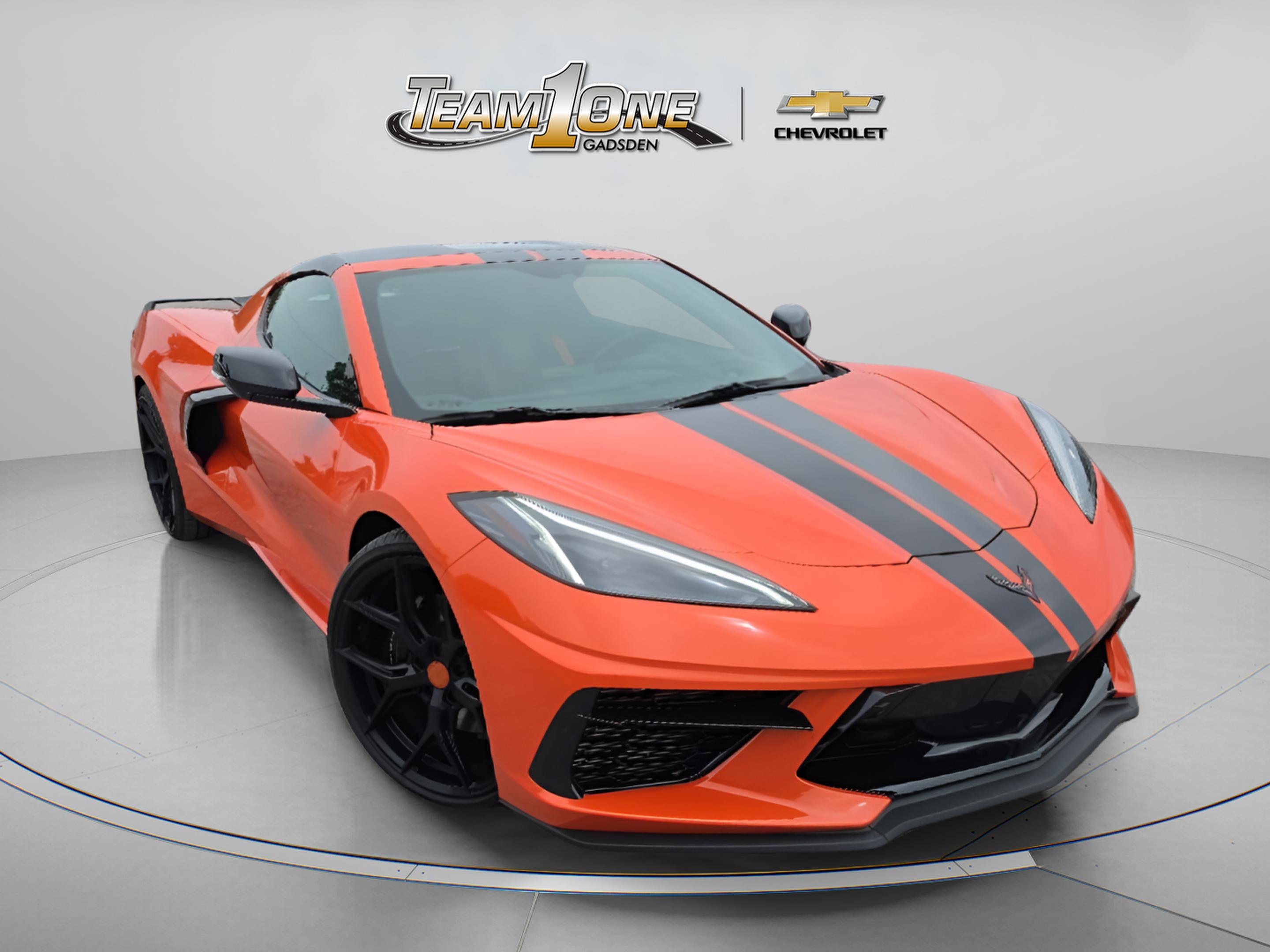 Used 2021 Chevrolet Corvette Stingray Preferred Cpe w/ Z51 Performance Package RWD image 1