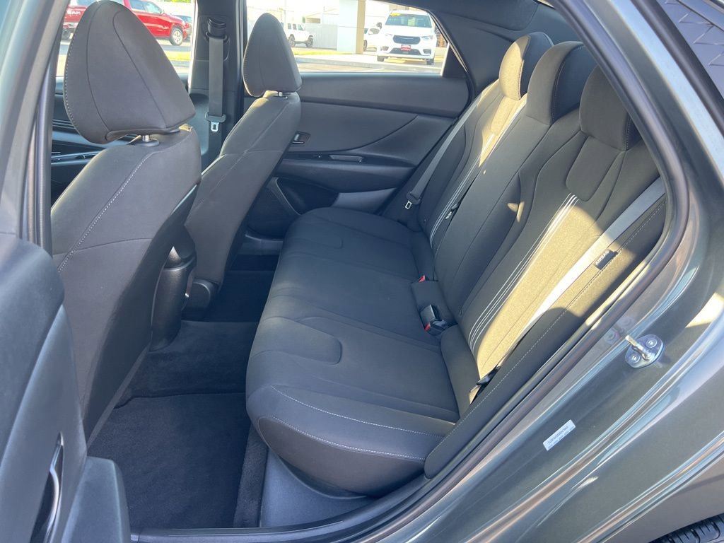 Used 2025 Hyundai Elantra Sport w/ Cargo Package FWD image 27