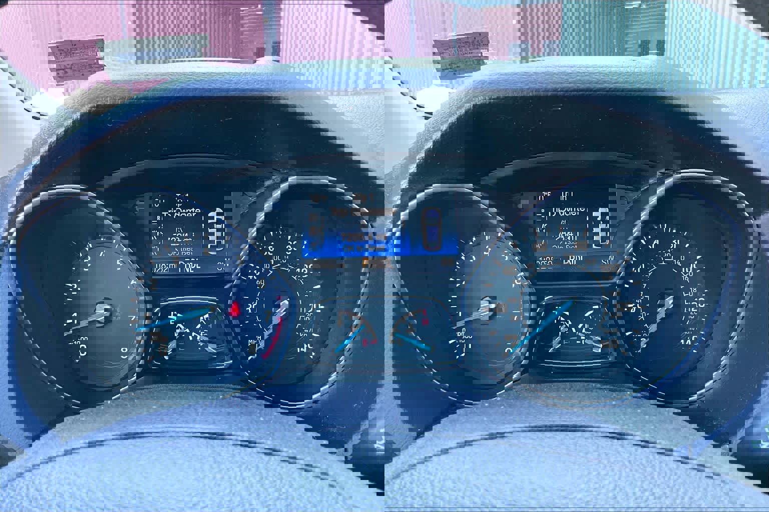 Used 2015 Ford Focus SE image 26