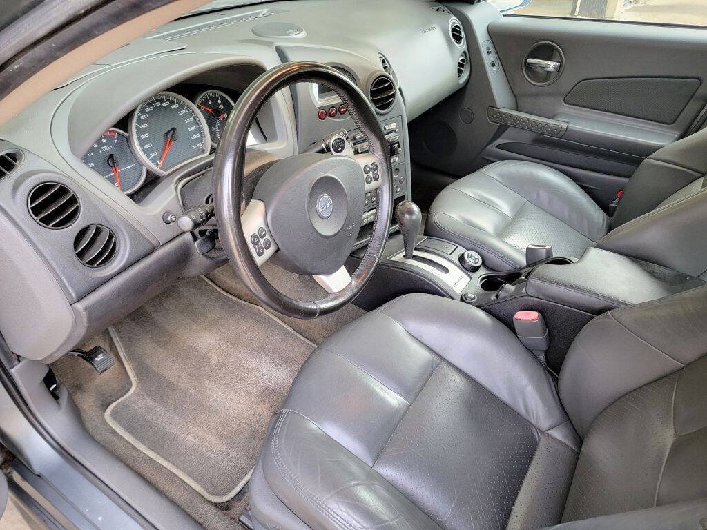 Used 2005 Pontiac Grand Prix GTP w/ Premium Audio Package FWD image 8